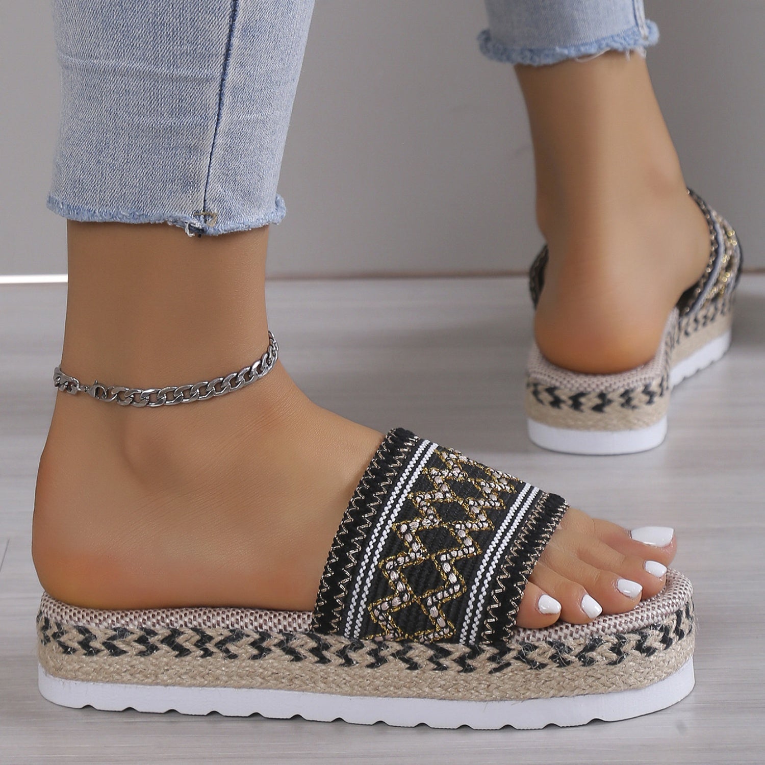 Geometric Weave Platform Sandals (4 Colors) shoes Krazy Heart Designs Boutique   