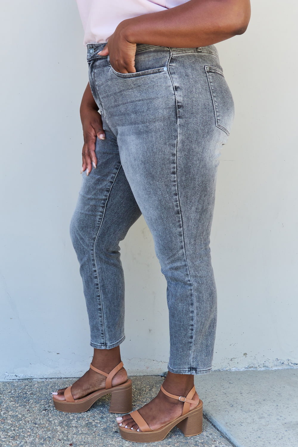 Judy Blue Racquel Full Size High Waisted Stone Wash Slim Fit Jeans  Krazy Heart Designs Boutique   