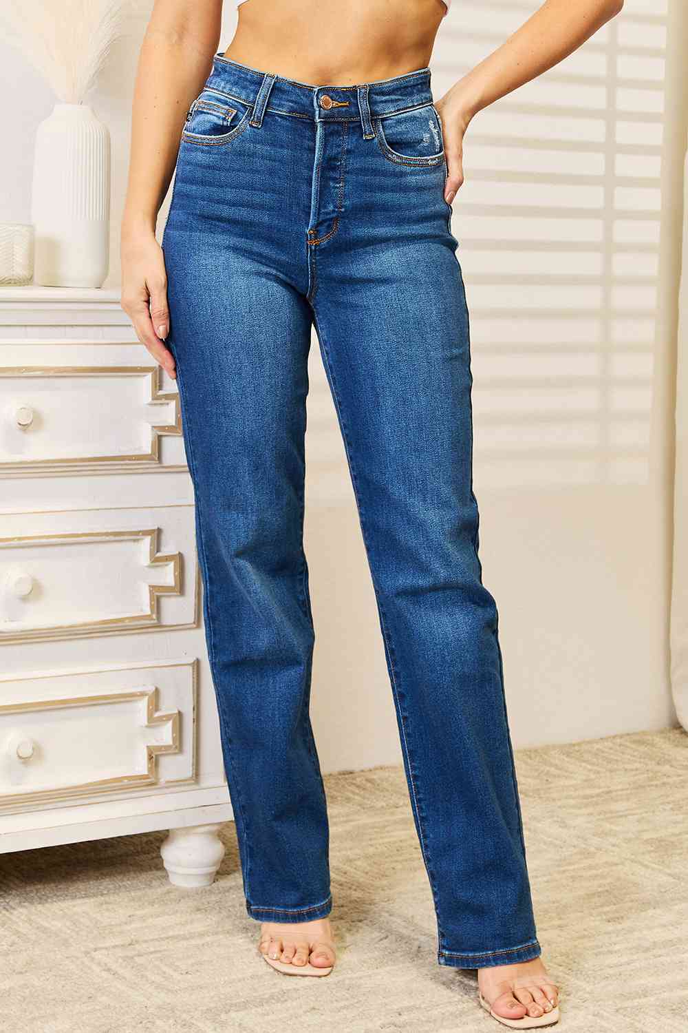 Judy Blue Full Size Straight Leg Jeans with Pockets  Krazy Heart Designs Boutique Medium 0(24) 