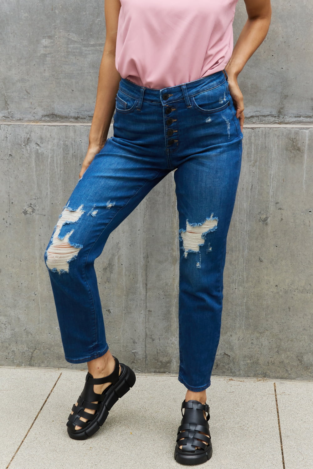 Judy Blue Melanie Full Size High Waisted Distressed Boyfriend Jeans  Krazy Heart Designs Boutique Dark 0(24) 