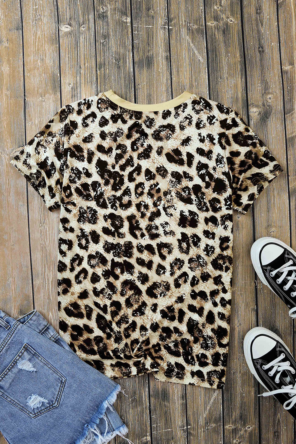 KHD BE KIND Heart Leopard Print Round Neck Tee  Krazy Heart Designs Boutique   