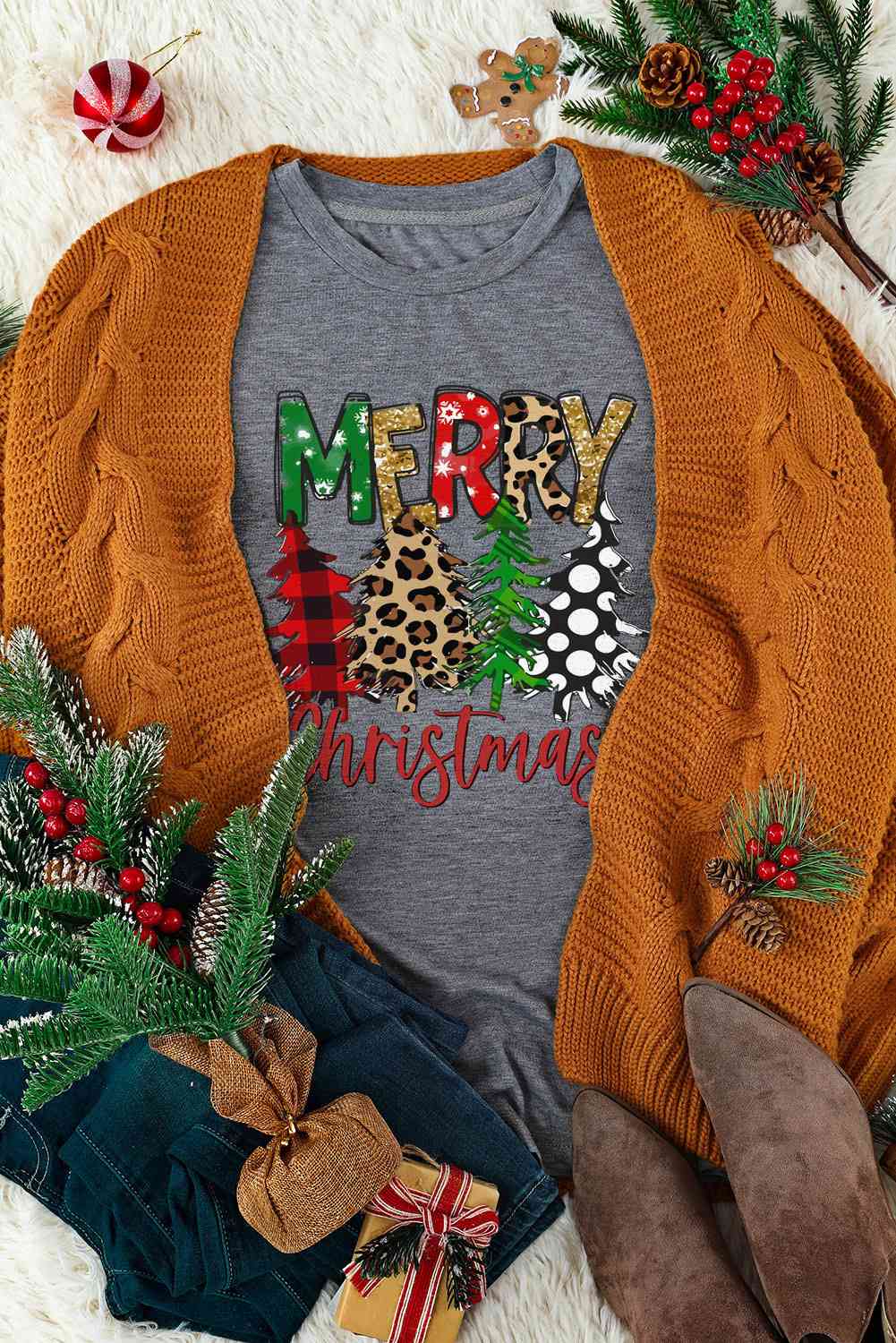 MERRY CHRISTMAS Graphic T-Shirt Shirts & Tops Krazy Heart Designs Boutique   