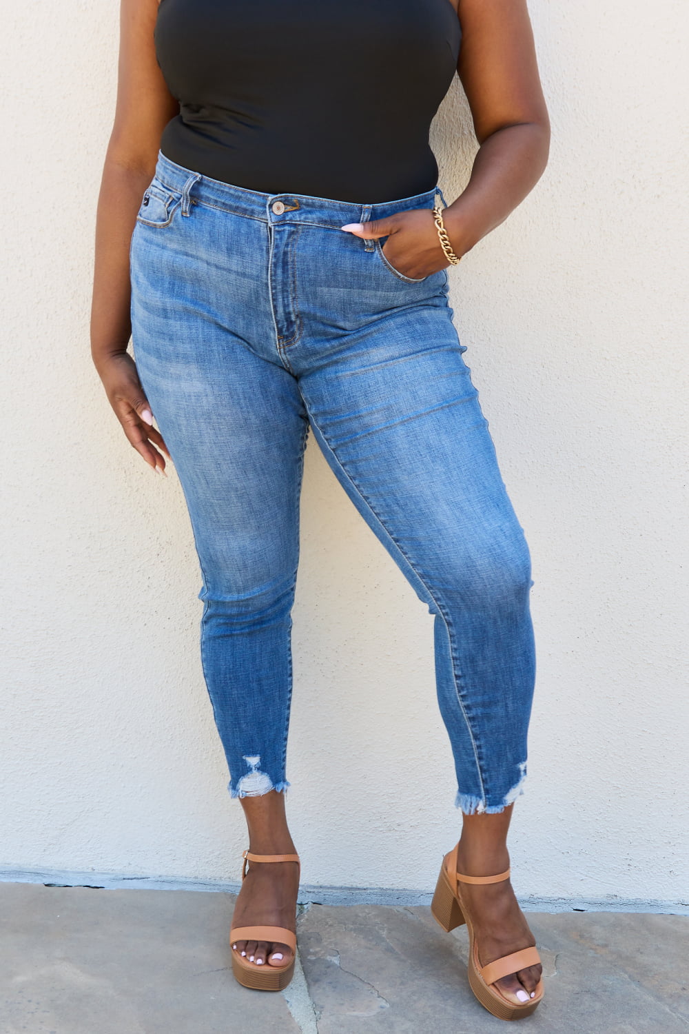 Kancan Lindsay Full Size Raw Hem High Rise Skinny Jeans  Krazy Heart Designs Boutique Medium 0(23) 